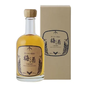 ウイスキー仕込みの梅酒の瓶と化粧箱の画像